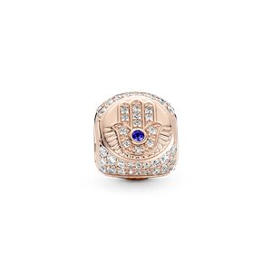 Charm de Tres Lados Hamsa, El Ojo Que Todo Lo Ve y Pluma Recubrimiento en Oro Rosa 14K