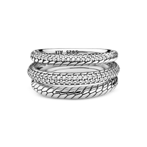 Anillo de Banda Triple con Patrón de Cadena de Serpiente en Pavé Pandora Plata Esterlina