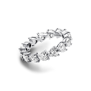 Anillo Eternidad Fila de Corazones