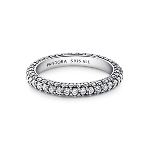 Anillo Fila en Pavé Plateado