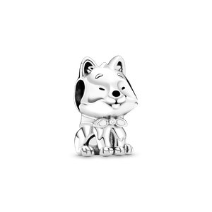 Charm Perro Akita Inu Japonés.